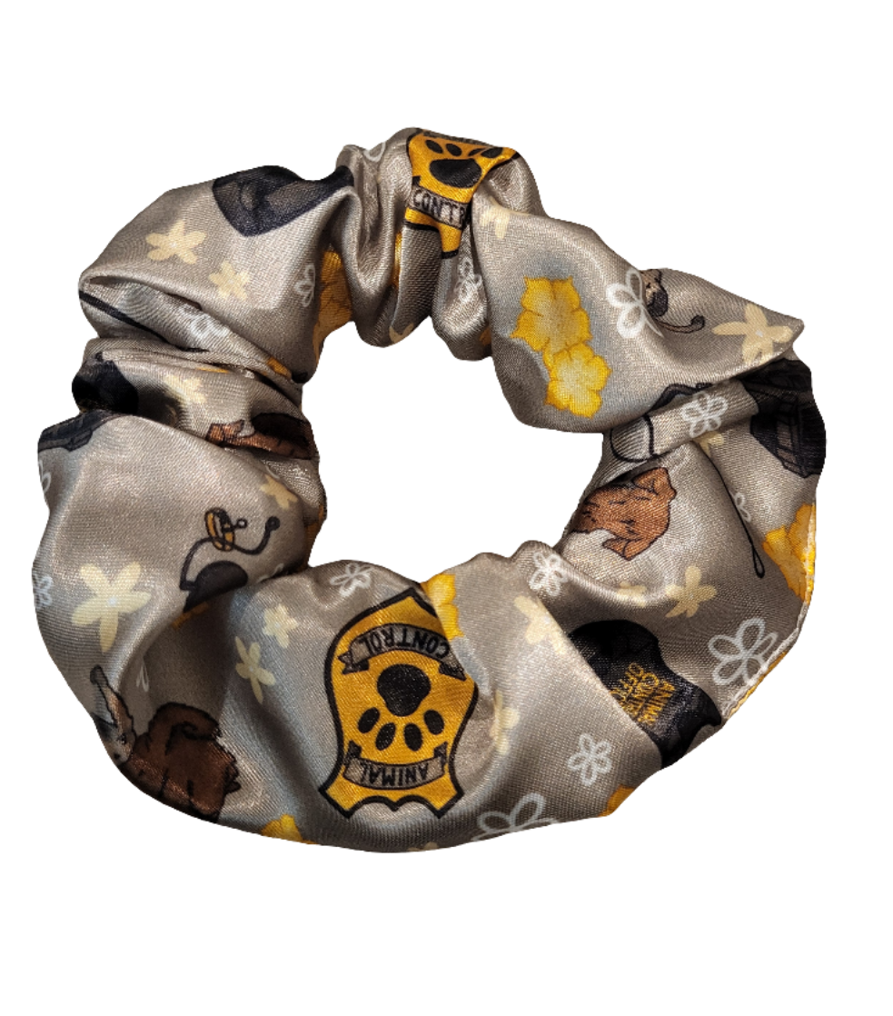 Scrunchie Silk | Animal Control
